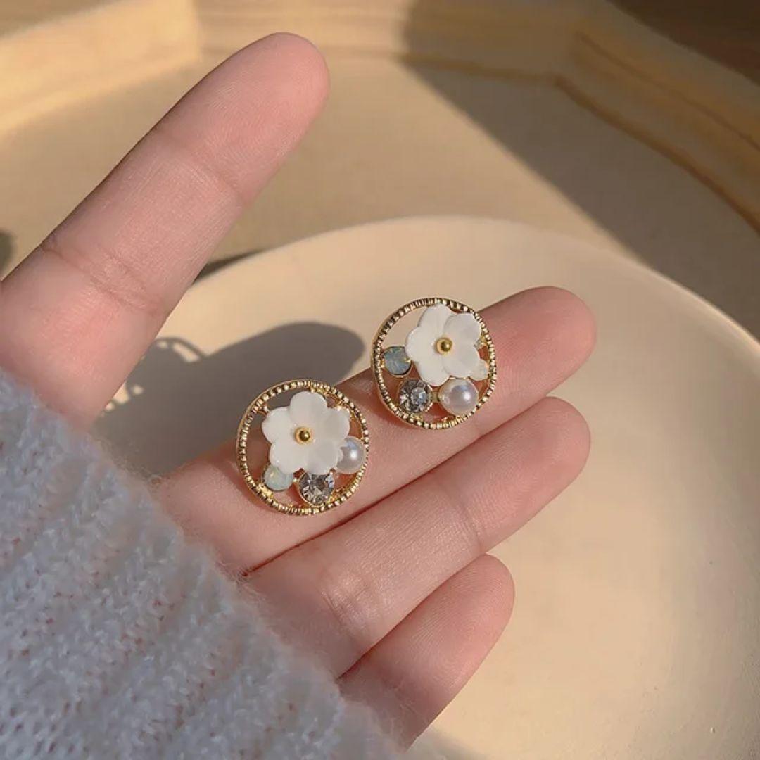 Elegant A Pearl Of Flower Earrings for Sophisticated Style