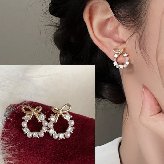 Bow & Pearl Wreath Earrings