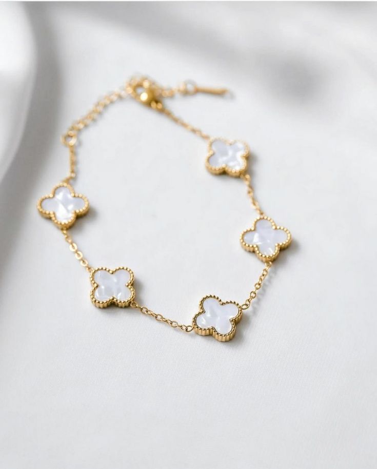 Gold Clover Necklace